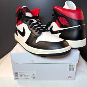 Air Jordan 1 Mid “Black Sail Gym Red” – BQ6472-061 | 12W/10.5M